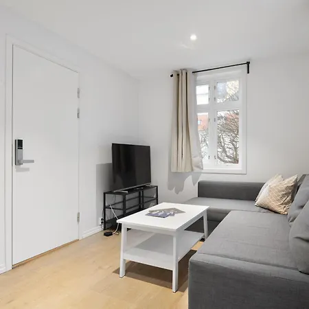 Behind Bryggen - Renovated - Budget Friendly Apartment