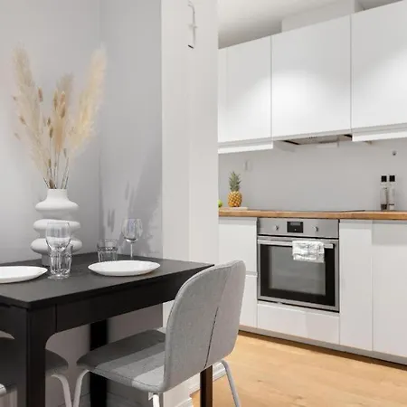 Behind Bryggen - Renovated - Budget Friendly * 卑爾根